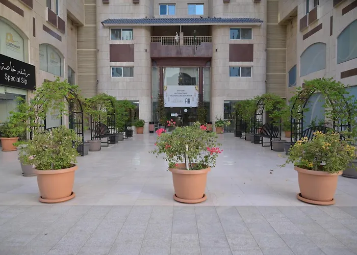 ايه اتش